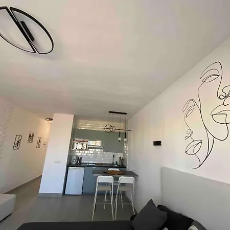 Appartamento уютная студия в америкас Costa Adeje (Tenerife)